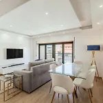 Glam 2 Bedroom In Apartamento Massama