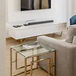 Glam 2 Bedroom In Appartement *