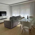 Glam 2 Bedroom In Appartement *